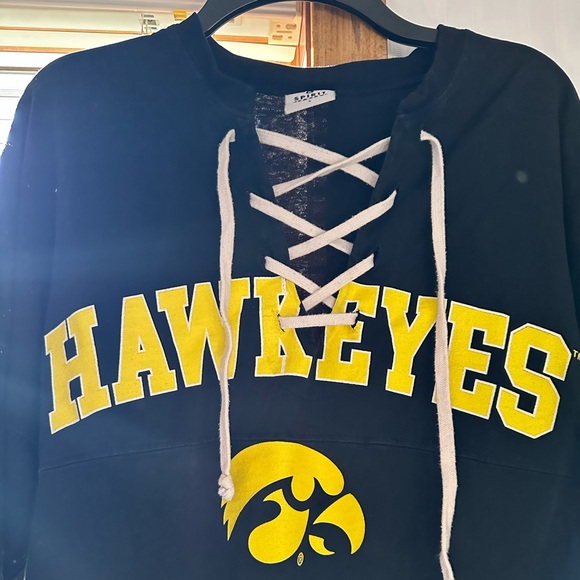 Hawkeyes spirit jersey - Picture 2 of 3